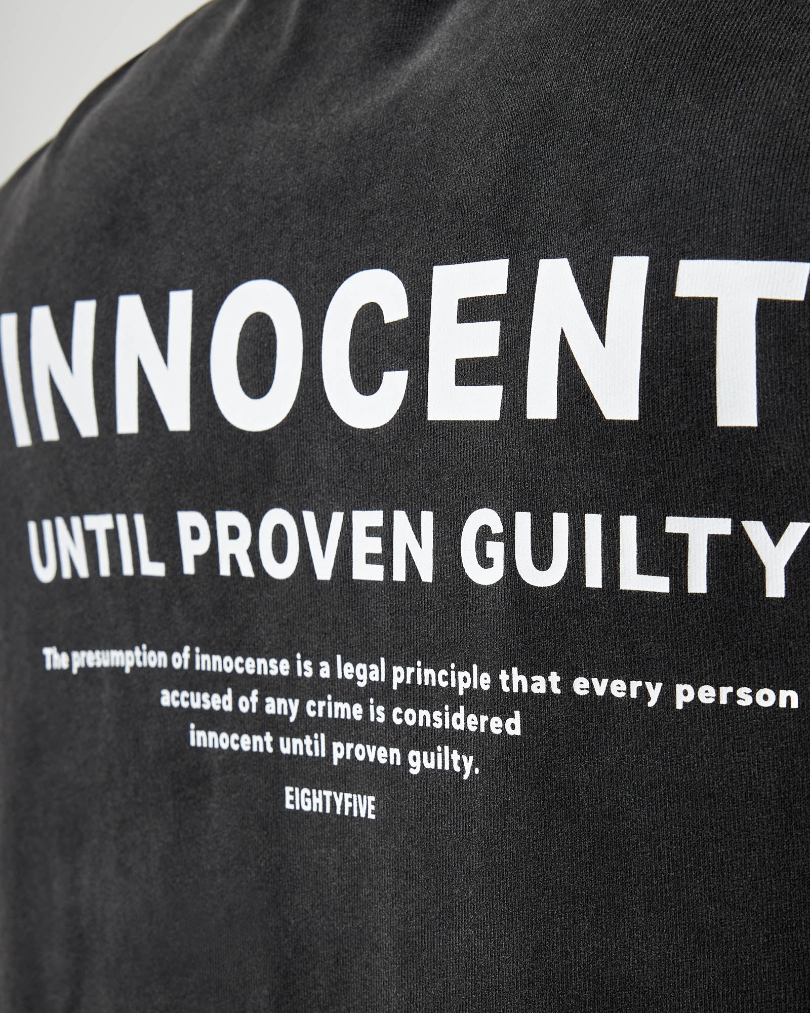 Innocent shirt shop